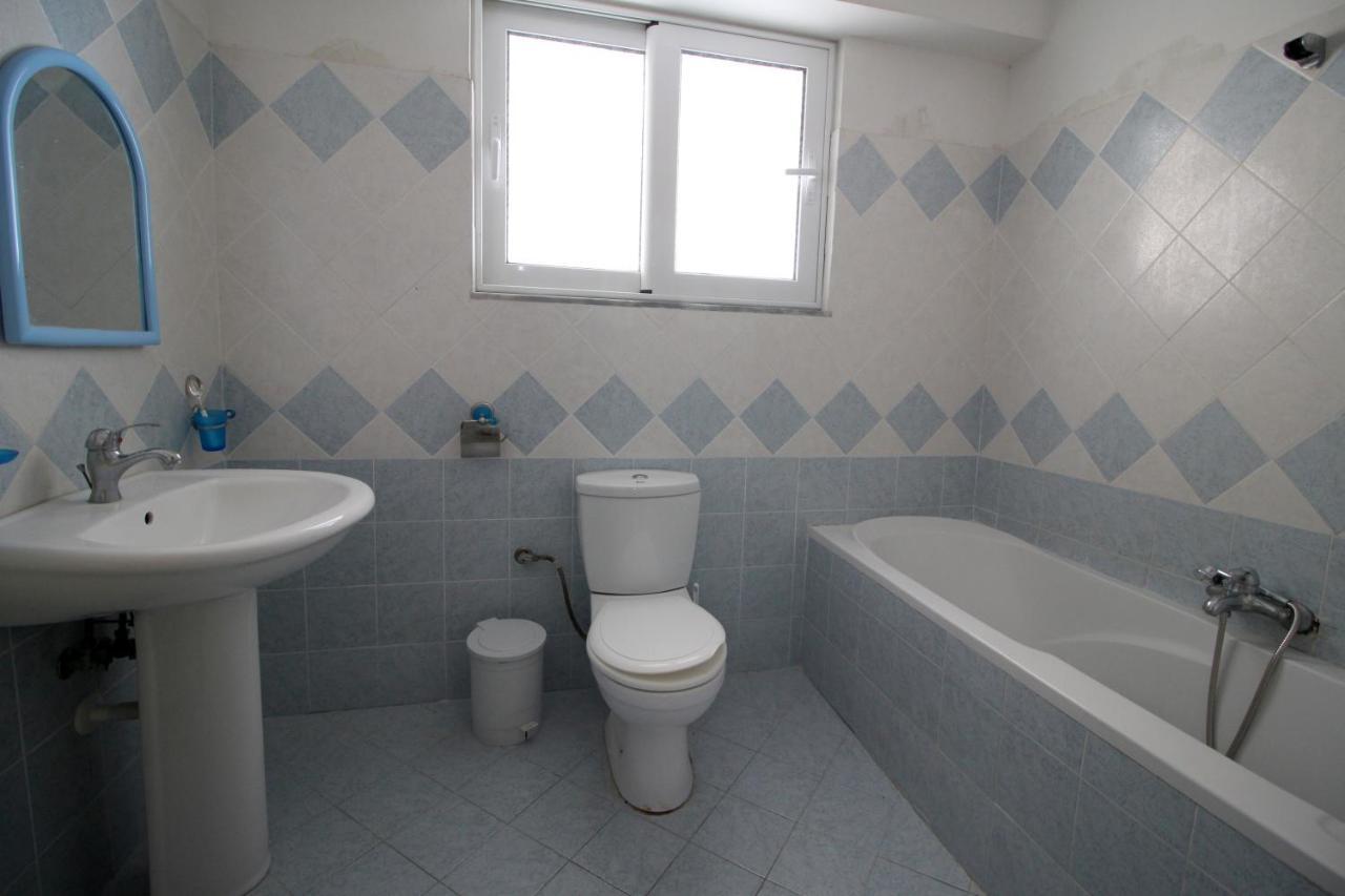Mona'S Apartments Sarande Exterior photo